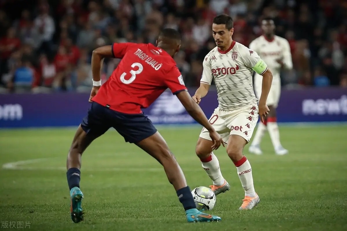 摩纳哥主场力克对手，近期状态不俗