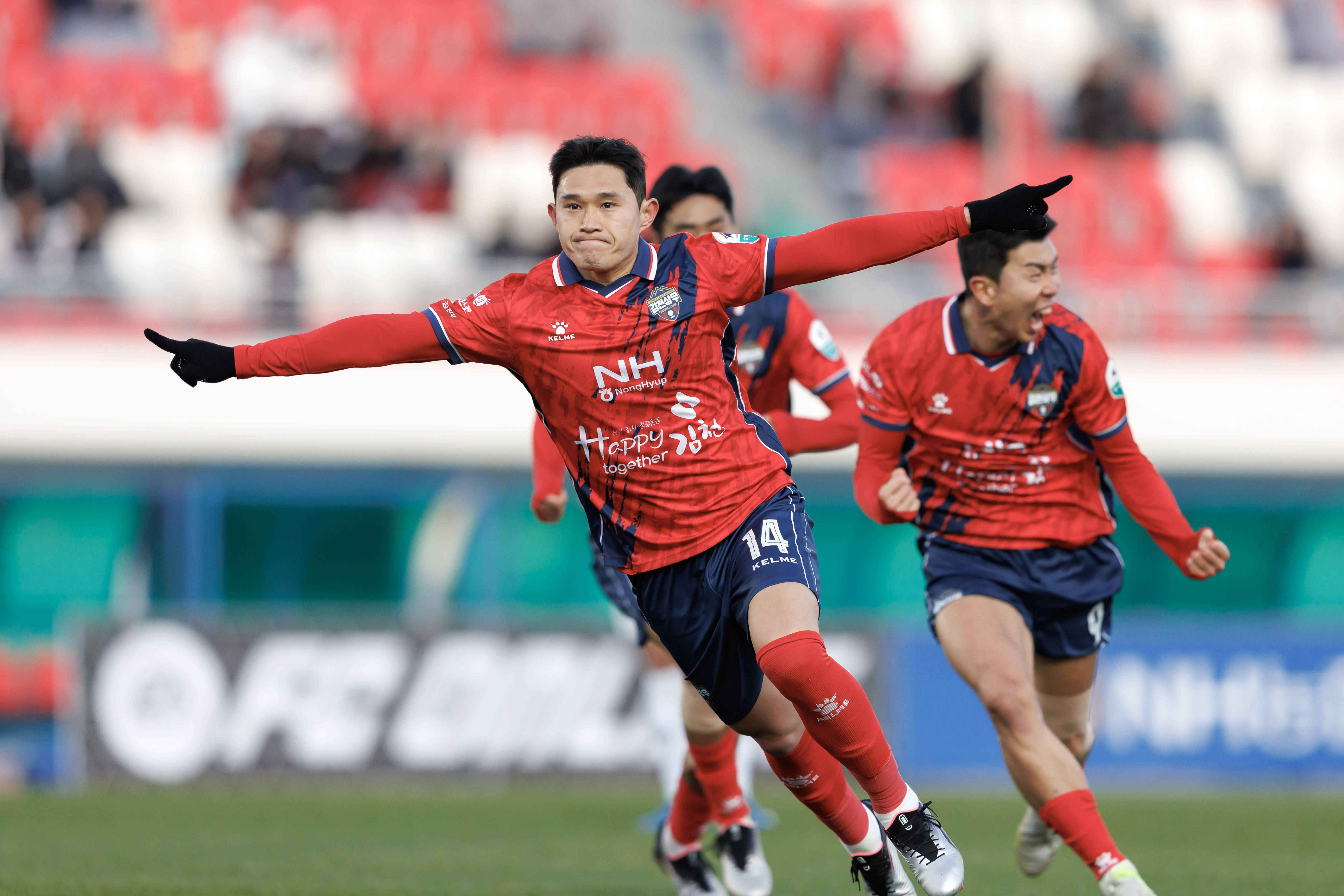 包含大邱FC客场大胜，积累胜利之力的词条